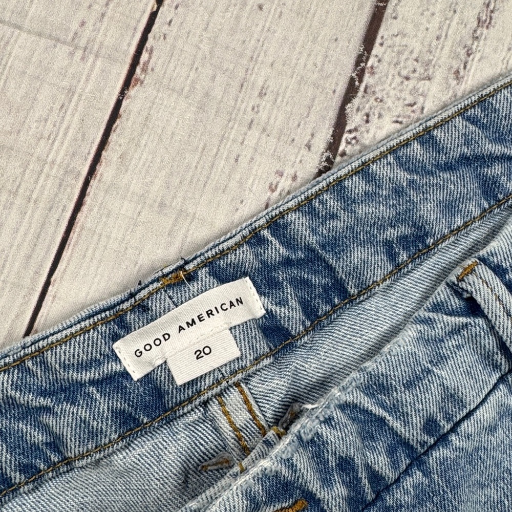 NWT GOOD AMERICAN JEANS WOMEN'S PLUS SIZE 20 FRAYED  HEM STRAIGHT LEG DENIM - Picture 3 of 16
